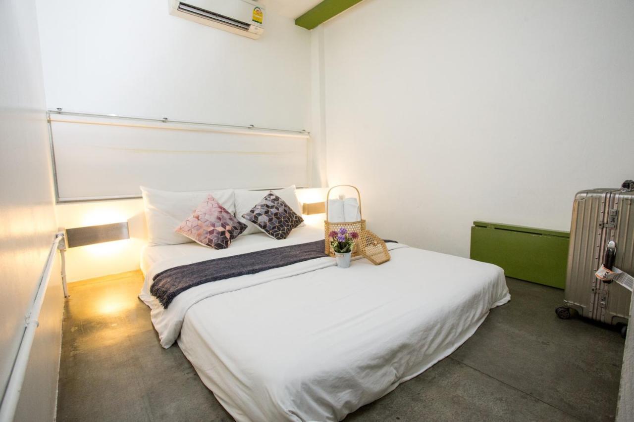 Qilombo Hostel Silom - Hq Bangkok Dış mekan fotoğraf