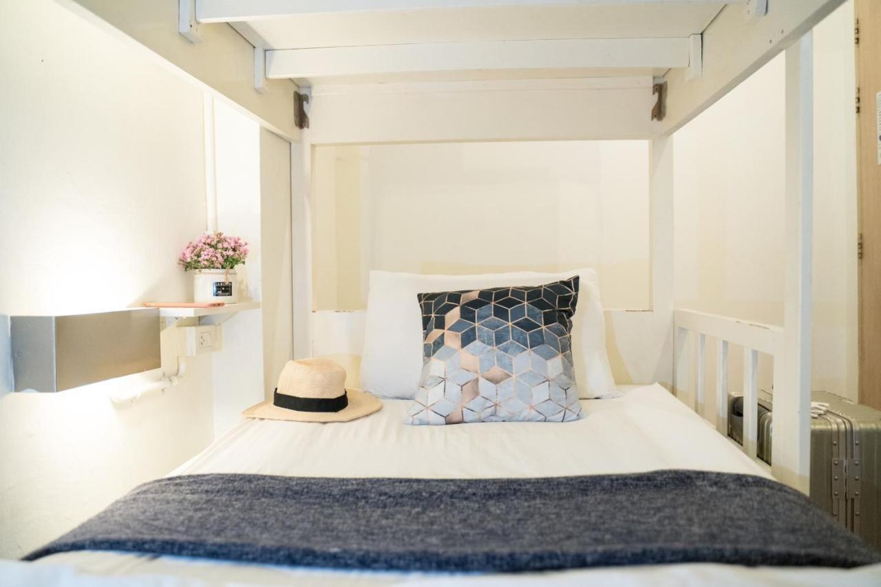 Qilombo Hostel Silom - Hq Bangkok Dış mekan fotoğraf
