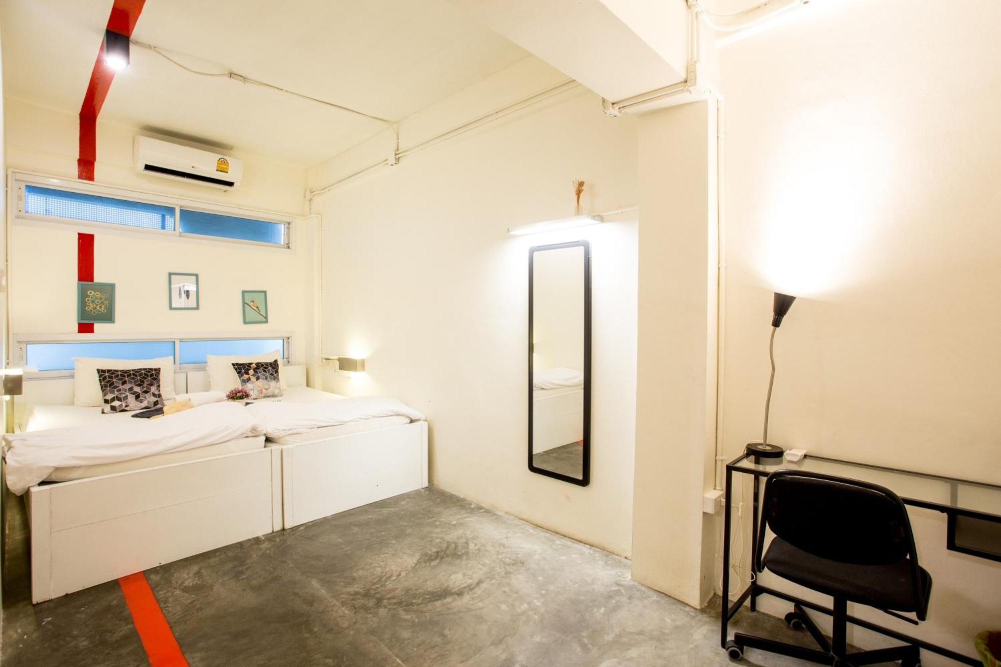 Qilombo Hostel Silom - Hq Bangkok Dış mekan fotoğraf